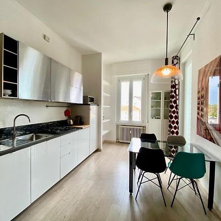 Piazzale Susa Bright Flat Con Veranda Milán Exterior foto